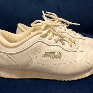 Cheer Sneakers Fila Size 4.5